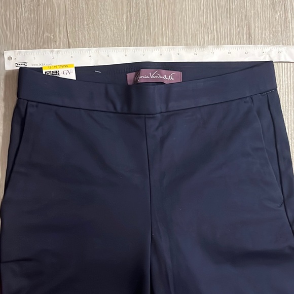 NWT Gloria Vanderbilt Ladies Straight Leg Ponte Pant, size small, 4-6 - Picture 2 of 7